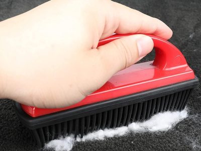 Flexible Silicone Pet Hair Removal Brush with Long Handle for Clothing, Sofas and Bedding